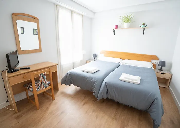 Urizar Pentsioa Hostel